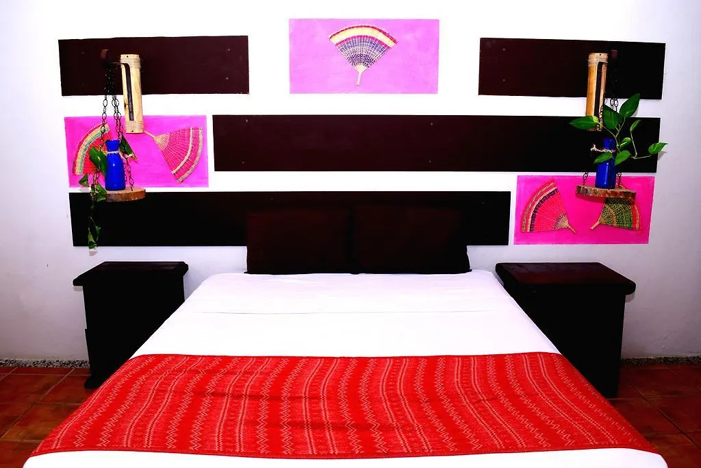 קנקון Casa Mexicana 3*,
